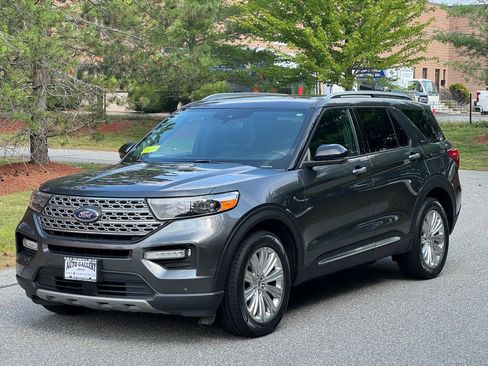 Used 2020 Ford Explorer Limited AWD/4WD image 3