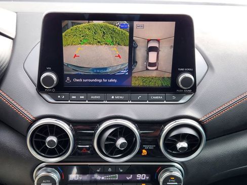 Used 2021 Nissan Sentra SR w/ SR Premium Package image 17