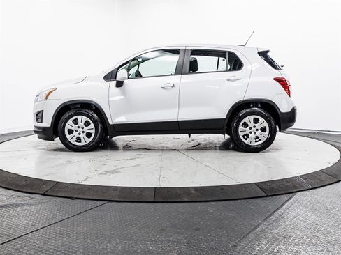 Used 2016 Chevrolet Trax LS image 6