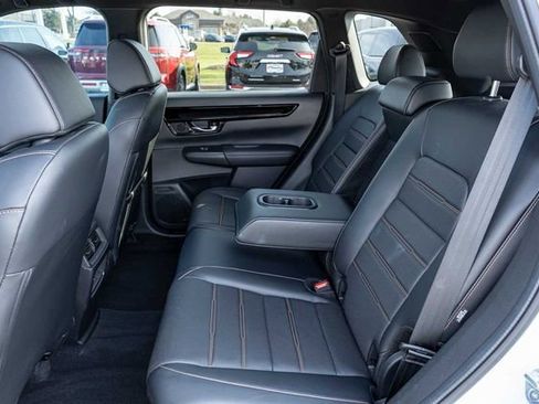 Used 2023 Honda CR-V Sport Touring image 4