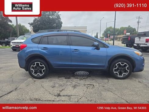 Used 2015 Subaru Crosstrek 2.0i Limited w/ Popular Package #1 AWD/4WD image 2