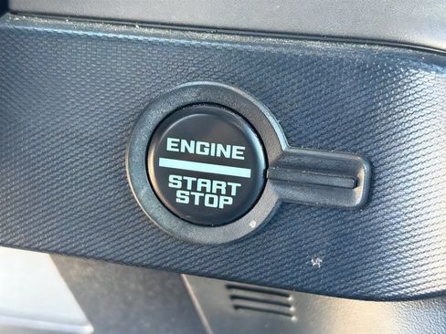 Used 2022 Ford Bronco Outer Banks w/ Sasquatch Package AWD/4WD image 34