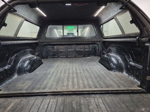 Used 2014 RAM 1500 Classic SLT AWD/4WD image 29