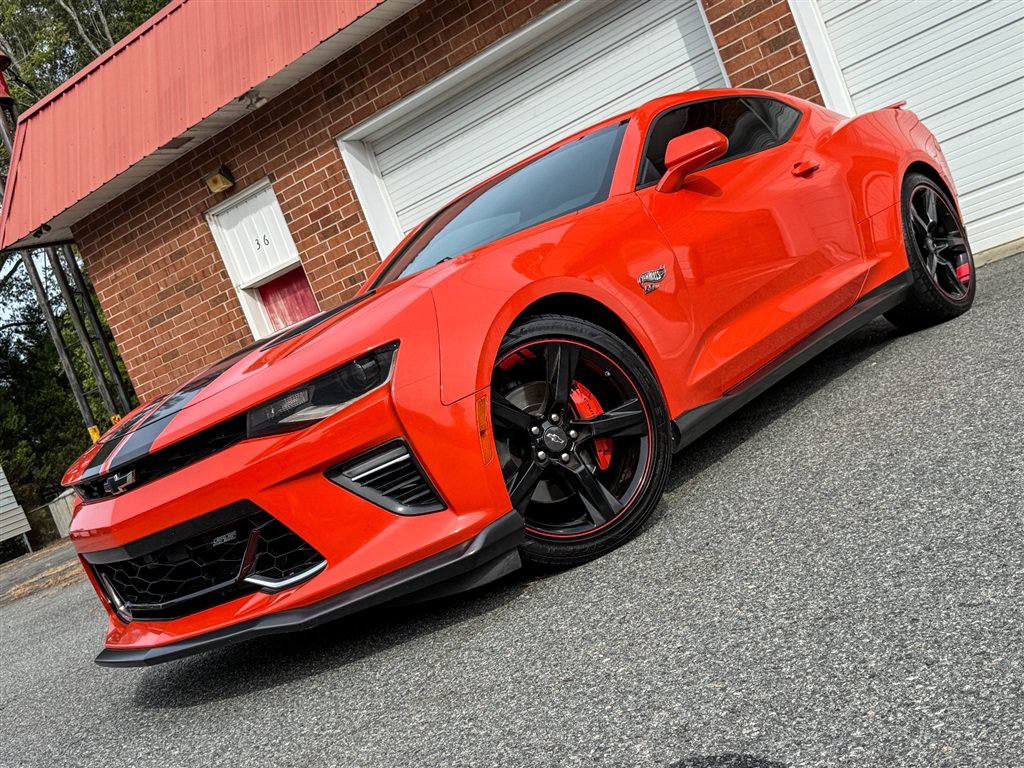 Used 2018 Chevrolet Camaro SS w/ Hot Wheels Edition RWD image 3
