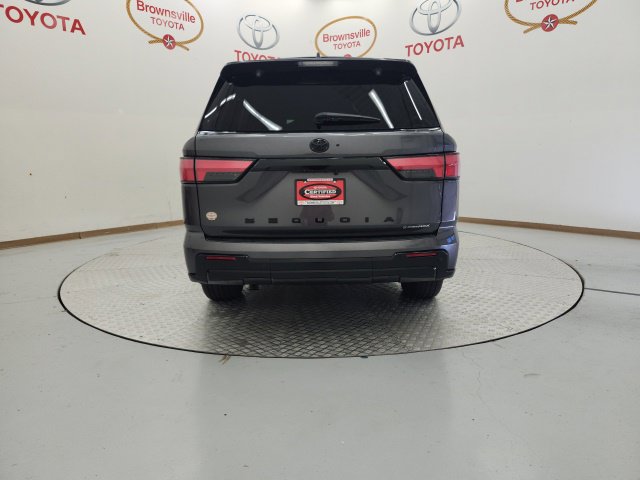 Used 2025 Toyota Sequoia Platinum AWD/4WD image 7