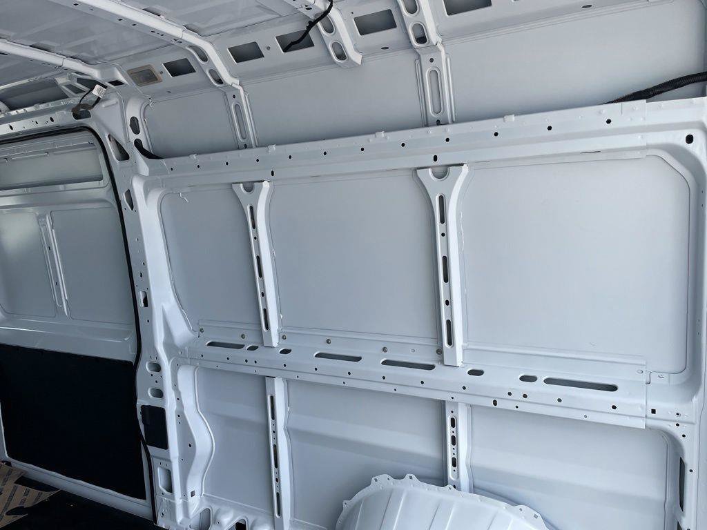 New 2026 RAM ProMaster 2500 w/ Premium Convenience Group FWD image 34