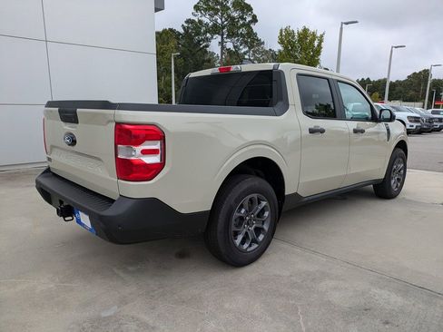 New 2025 Ford Maverick XLT w/ XLT Luxury Package image 4