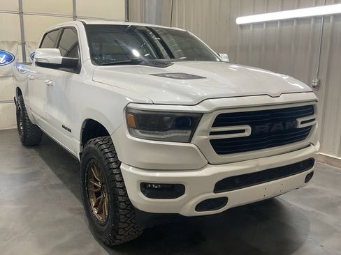 Used 2019 RAM 1500 Sport w/ Level 2 Equipment Group AWD/4WD image 2
