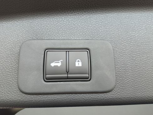New 2026 Nissan Murano SV AWD/4WD image 15