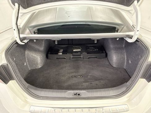 Used 2022 Nissan Altima 2.5 SR w/ Midnight Edition Package FWD image 26