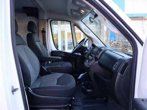 Used 2021 RAM ProMaster 2500 image 16