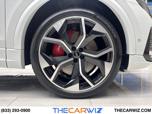 Used 2020 Audi RS Q8 w/ Carbon Optic Package image 48