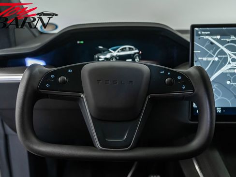 Used 2022 Tesla Model X Plaid image 15