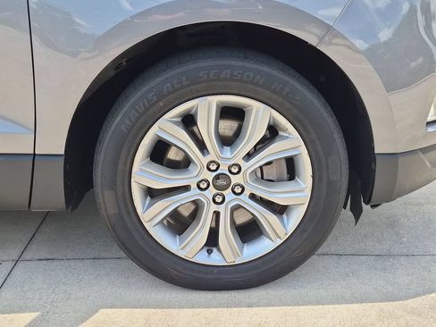 Used 2023 Ford Edge Titanium AWD/4WD image 25