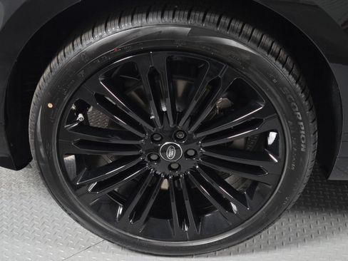 New 2026 Land Rover Range Rover Velar Belgravia AWD/4WD image 9