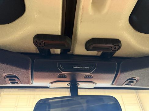 Used 2018 Jeep Wrangler Unlimited Sport S image 21