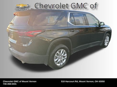 Used 2024 Chevrolet Traverse LS w/ Safety Package image 5
