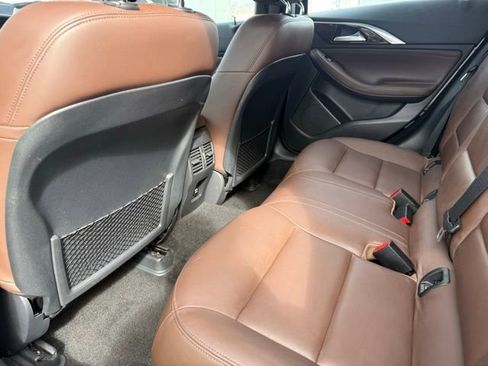 Used 2017 INFINITI QX30 Premium w/ Technology Package image 14