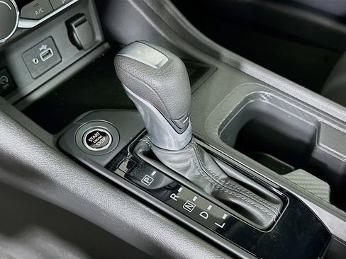 Used 2025 Nissan Sentra S image 24