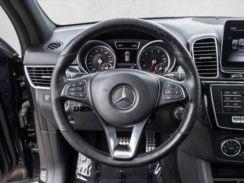 Used 2019 Mercedes-Benz GLE 400 4MATIC image 13