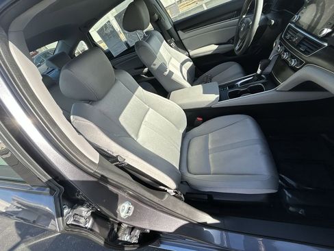 Certified 2020 Honda Accord EX image 24