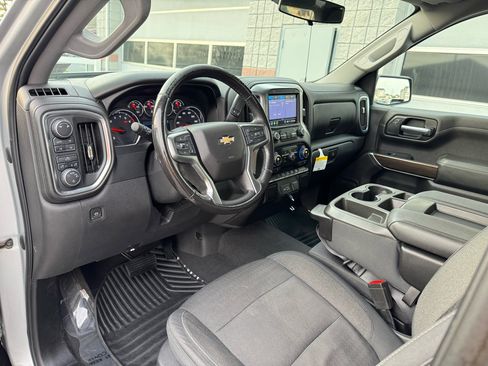 Used 2019 Chevrolet Silverado 1500 LT w/ All-Star Edition image 10
