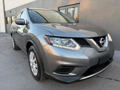 Used 2016 Nissan Rogue S FWD image 8