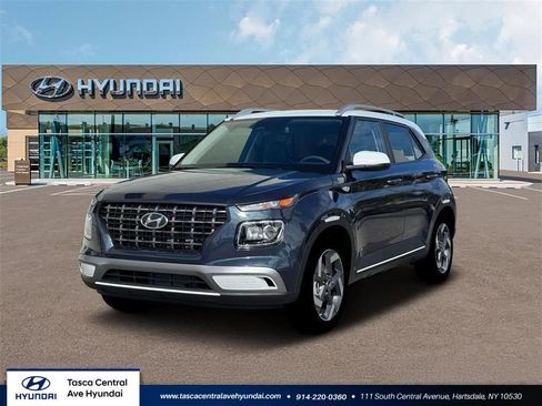New 2026 Hyundai Venue SEL FWD image 1