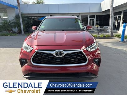 Used 2023 Toyota Highlander XLE