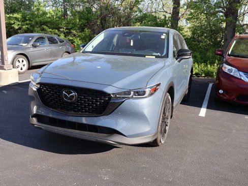 Used 2023 MAZDA CX-5 Carbon Edition image 3