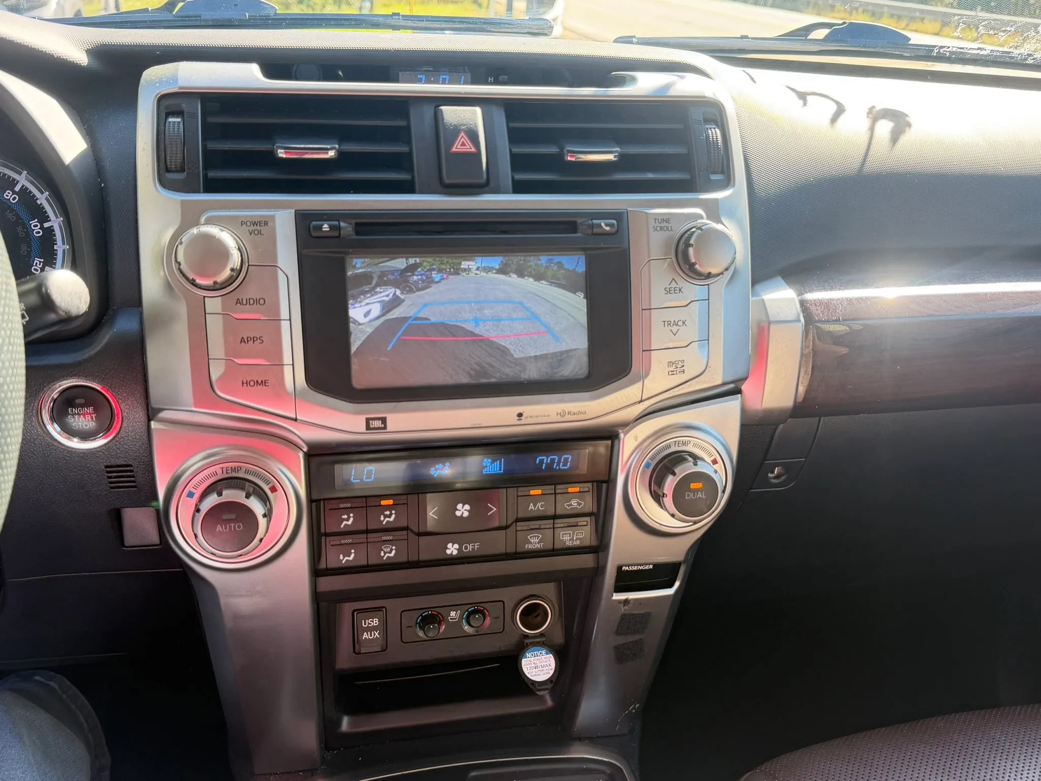 Used 2016 Toyota 4Runner Limited RWD image 3