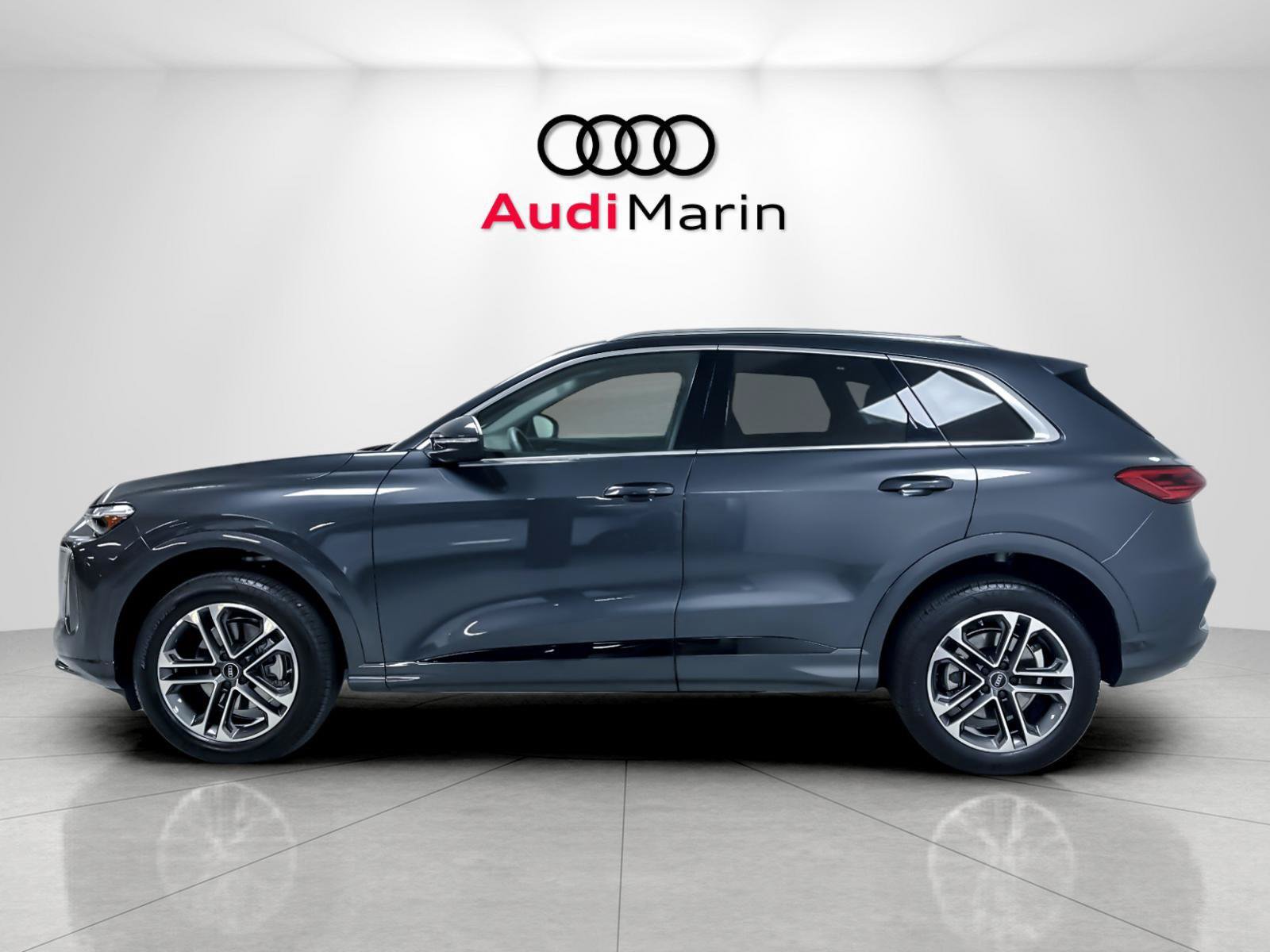 Certified 2026 Audi Q5 Premium Plus AWD/4WD image 2