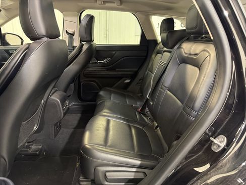 Used 2023 Lincoln Corsair FWD w/ Equipment Group 101A image 11
