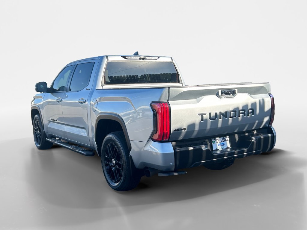 Used 2024 Toyota Tundra Limited AWD/4WD image 5