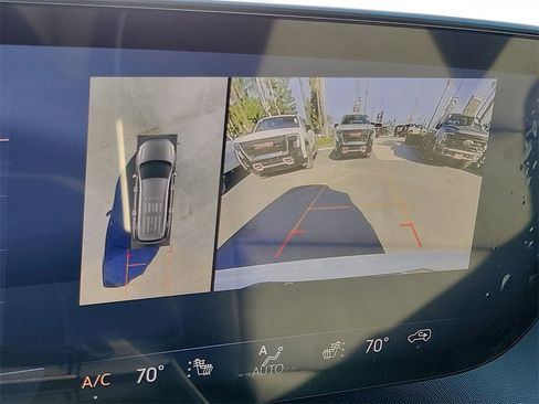 Used 2026 Buick Enclave Preferred image 14