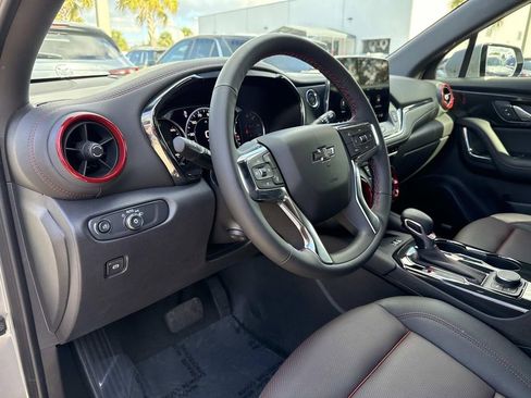 Used 2025 Chevrolet Blazer RS w/ Enhanced Convenience Package image 26