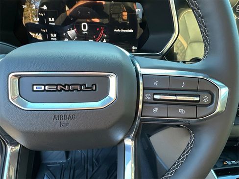 Used 2026 GMC Canyon Denali image 26