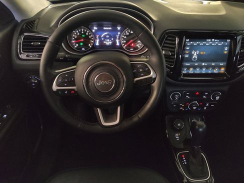 Used 2018 Jeep Compass Limited w/ Navigation Group image 22