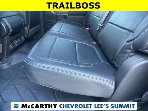 Used 2019 Chevrolet Silverado 1500 LT Trail Boss image 34