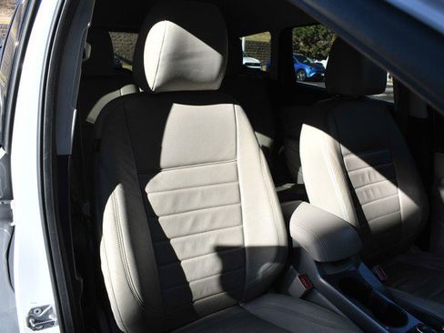 Used 2015 Ford Escape SE image 26