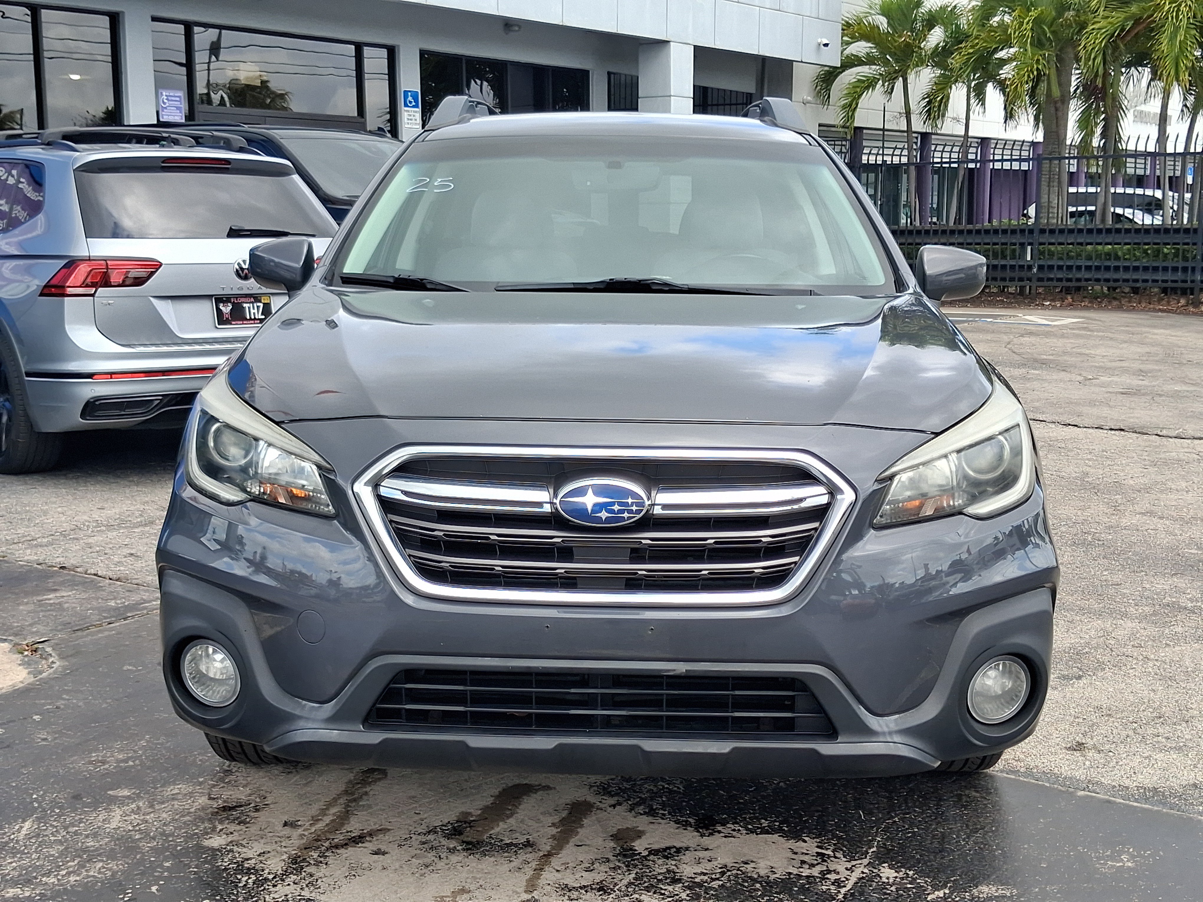 Used 2018 Subaru Outback 2.5i Premium AWD/4WD image 4