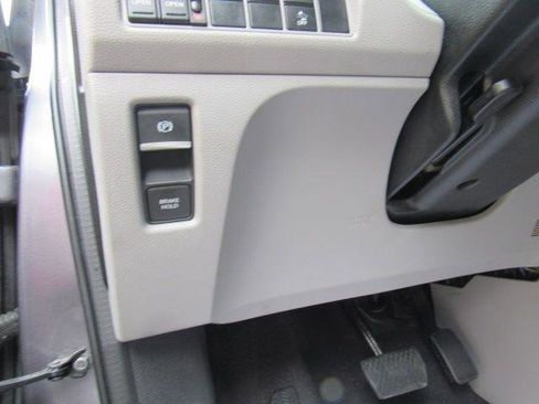 Used 2019 Honda Odyssey EX-L image 13