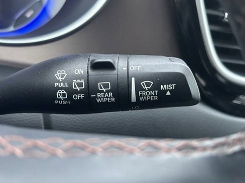 Used 2018 Chrysler Pacifica Touring-L Plus image 20