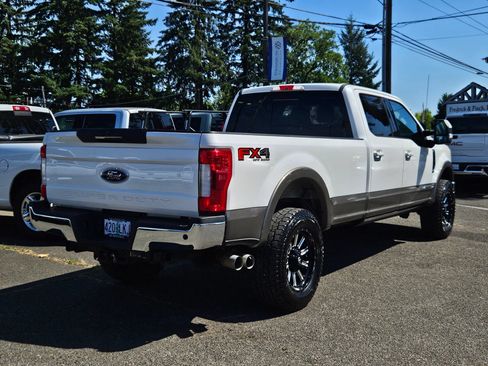 Used 2019 Ford F350 Lariat w/ Lariat Ultimate Package AWD/4WD image 5