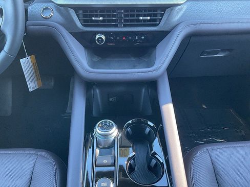 New 2026 Ford Explorer Platinum image 8