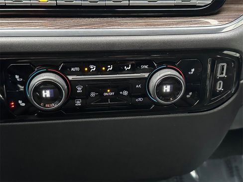 Used 2023 Chevrolet Silverado 1500 LT w/ Protection Package image 26