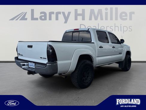Used 2013 Toyota Tacoma 4x4 Double Cab w/ SR5 Pkg image 5