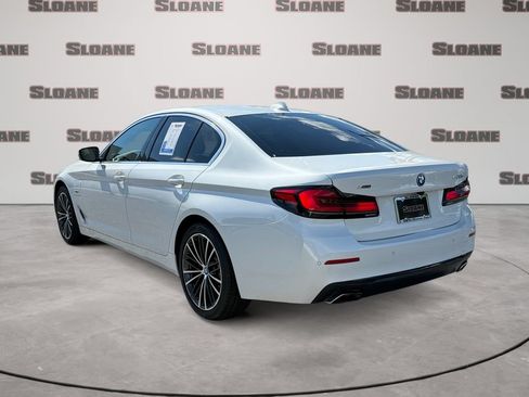 Used 2023 BMW 530e xDrive w/ Premium Package AWD/4WD image 3