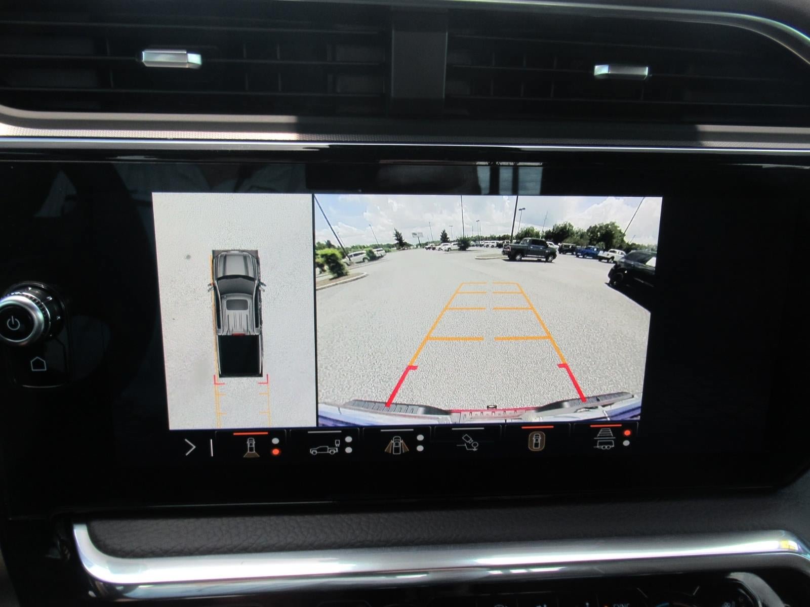 Used 2024 GMC Sierra 1500 Denali AWD/4WD image 32