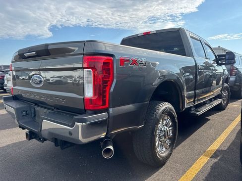 Used 2019 Ford F250 XLT w/ XLT Premium Package AWD/4WD image 4